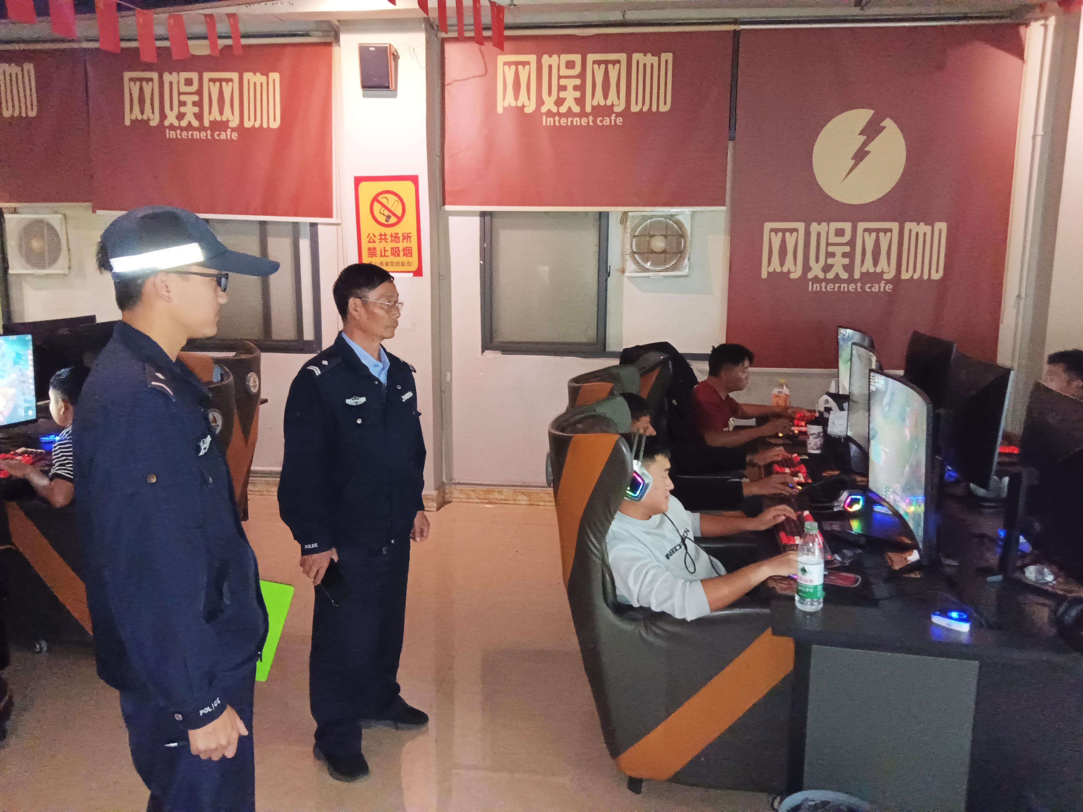 對(duì)娛樂(lè)場(chǎng)所進(jìn)行檢查.jpg