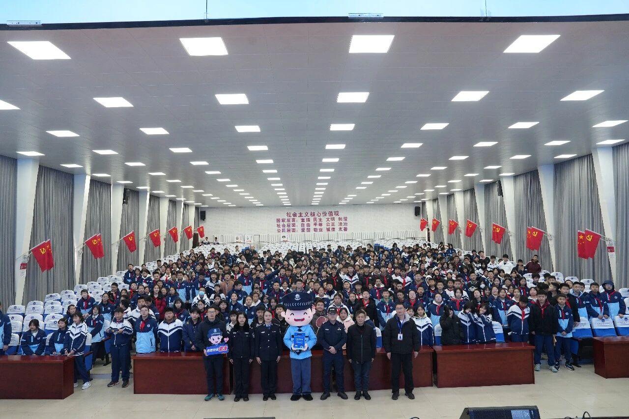 現(xiàn)場圖2.jpg 現(xiàn)場圖2.jpg