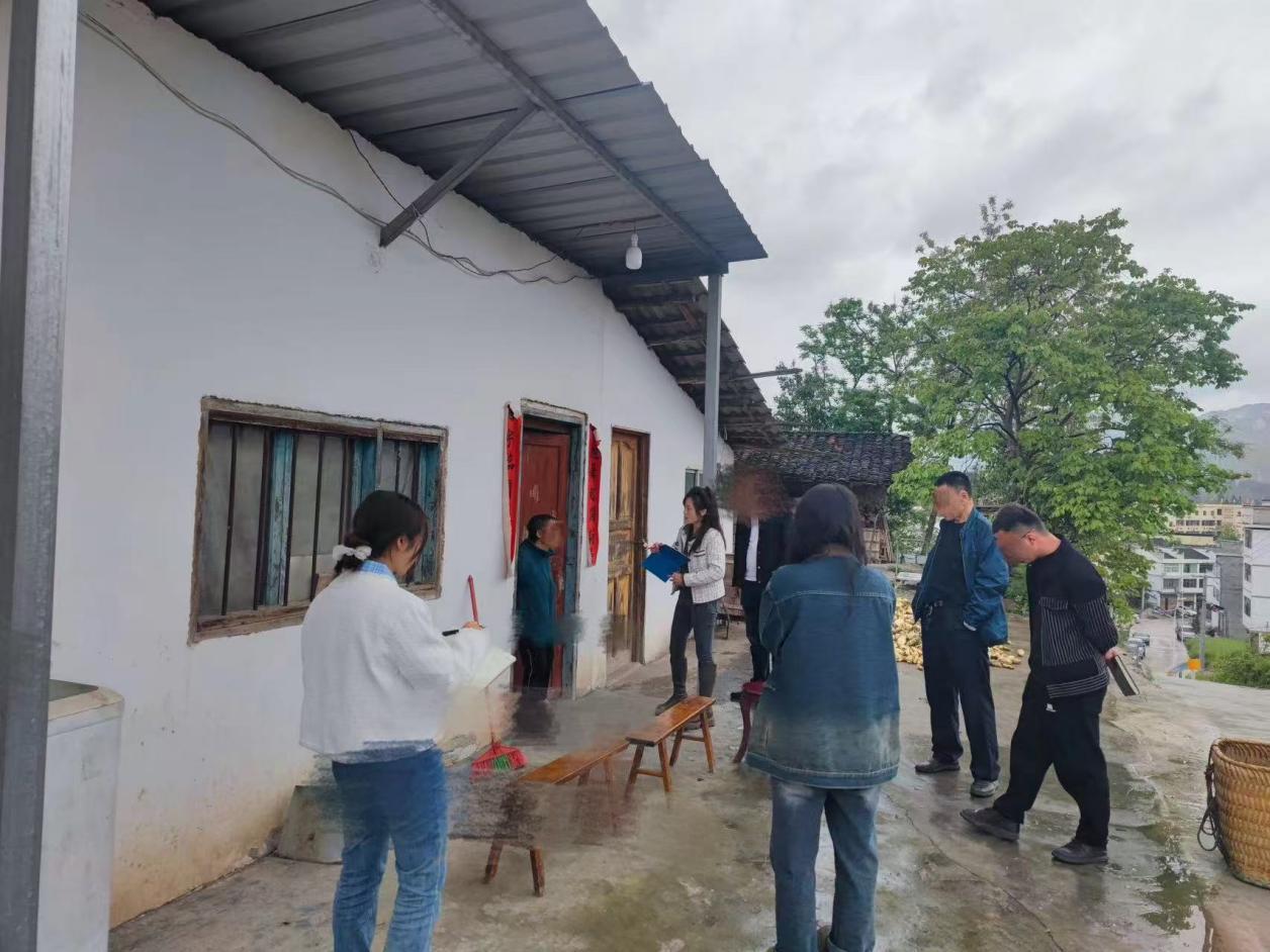 陳世梅工作照.jpg 陳世梅工作照.jpg