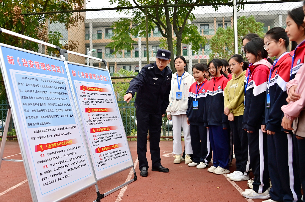 江西武寧：普法宣傳進(jìn)校園