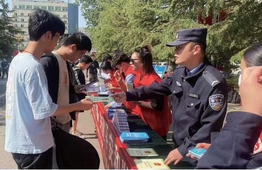 1740558392373.jpg 1740558392373.jpg