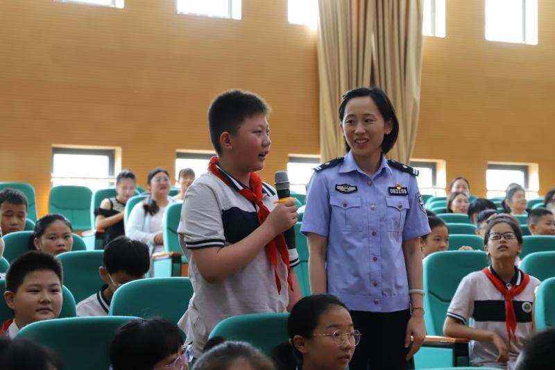 8475406489a2ba6c5dc87edd458760a.jpg 8475406489a2ba6c5dc87edd458760a.jpg