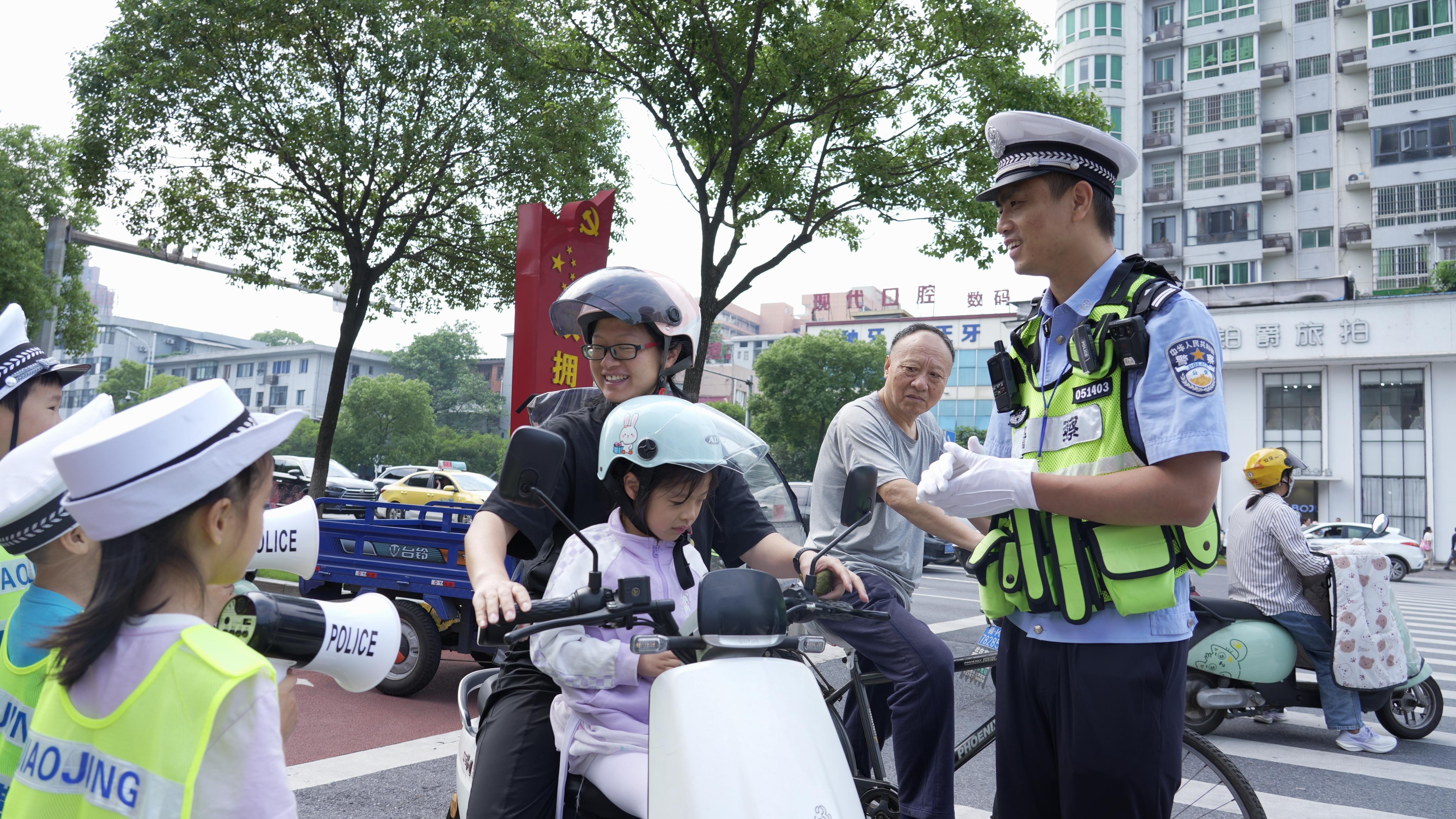 f389156002e354ec6bd26960fe2ad5d.jpg f389156002e354ec6bd26960fe2ad5d.jpg