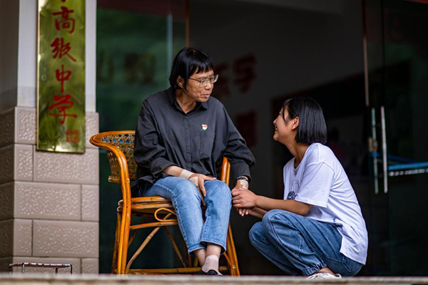 張桂梅：愿做大山里的一盞燈